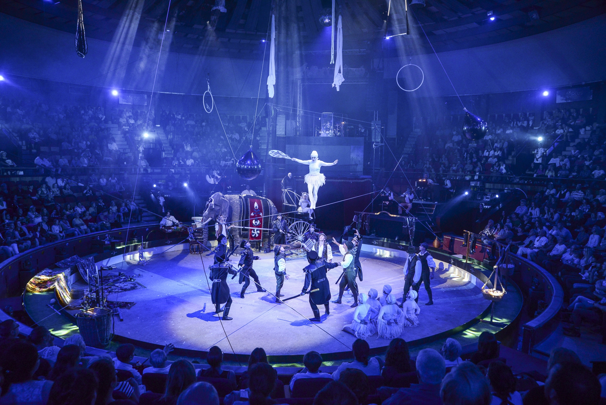Műfajteremtő premier: Bemutattuk a Lúdas Matyi a cirkuszban című előadásunk
