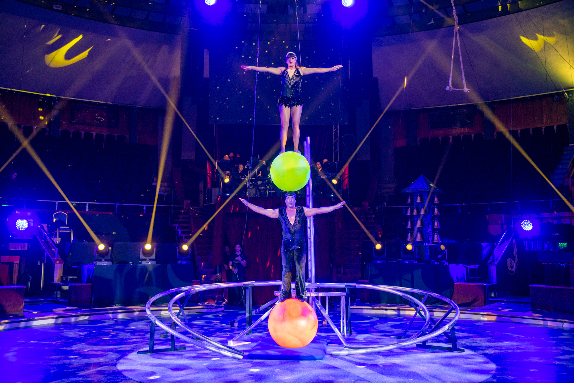 A Duo Kyrioz a január 12. és 17. között megrendezésre kerülő XIV. Budapest Nemzetközi Cirkuszfesztivál versenyprogramjában is fellép. 