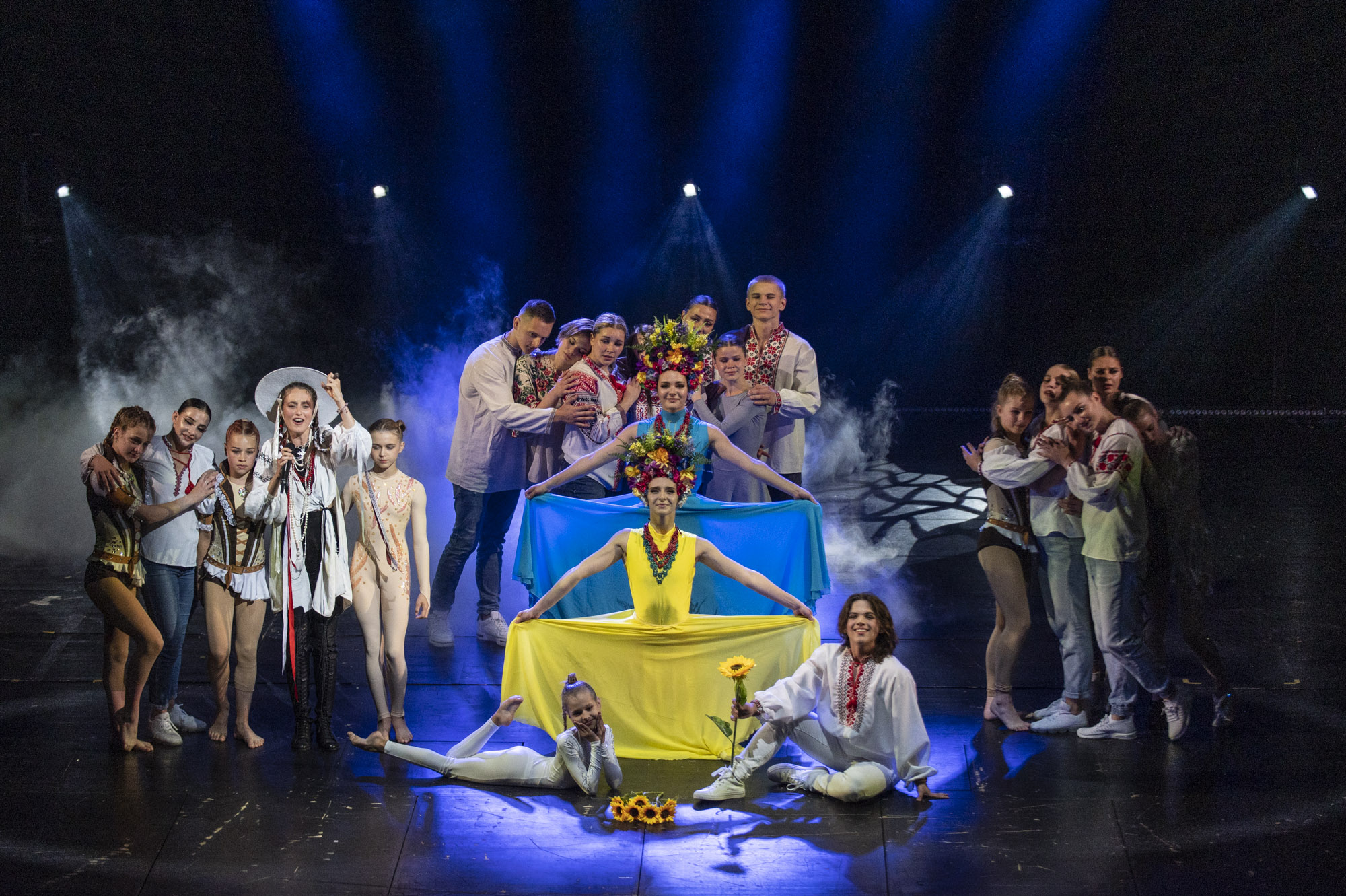 A remény gyermekei – Cirkusz- és táncművészeti előadás hitről, reményről és összetartásról a Nemzeti Színházban   