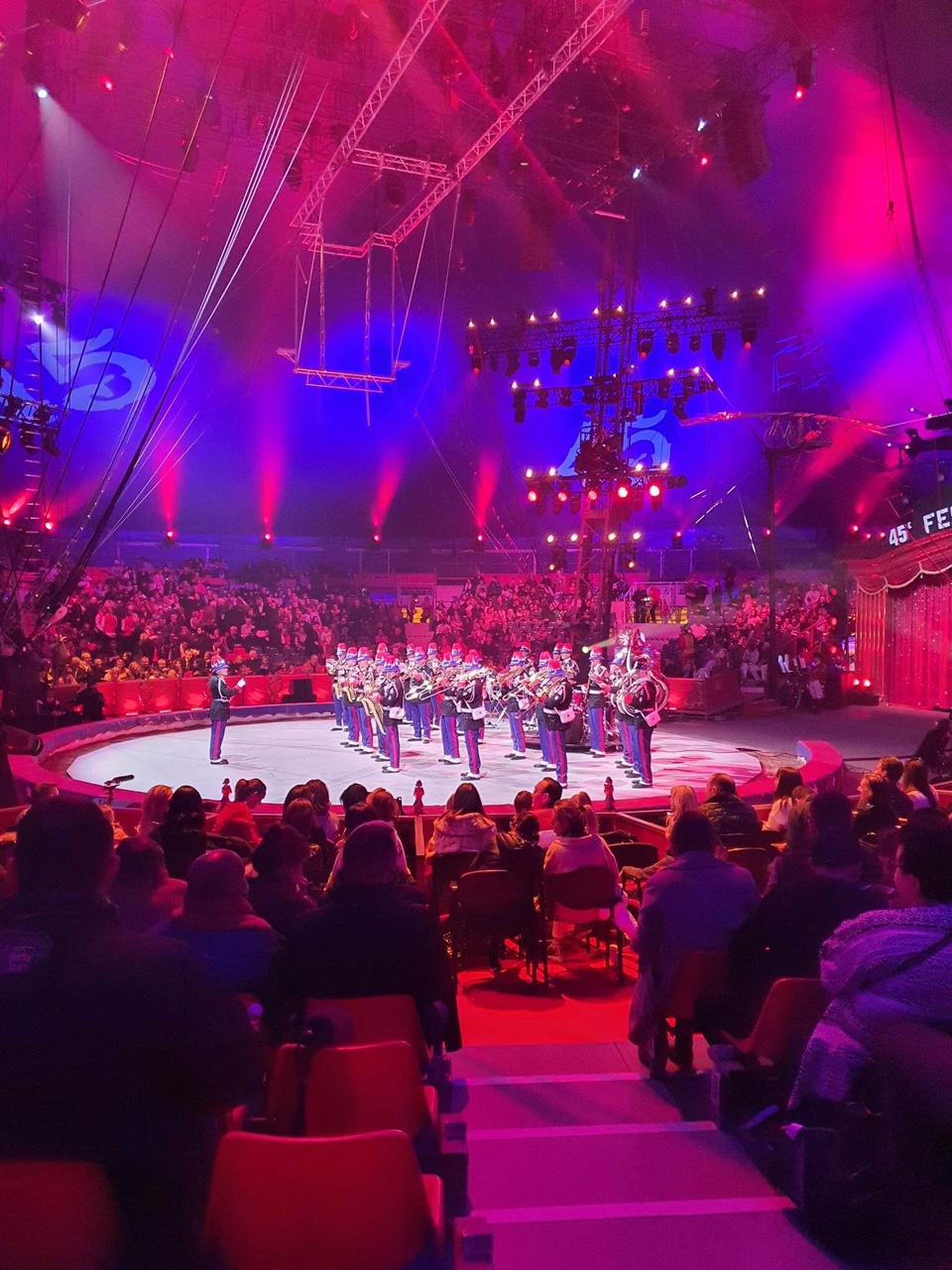 Megkezdődött a világ egyik legnagyobb cirkuszi seregszemléje